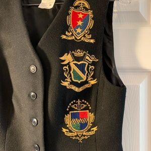 Pure new wool vest by Mondi